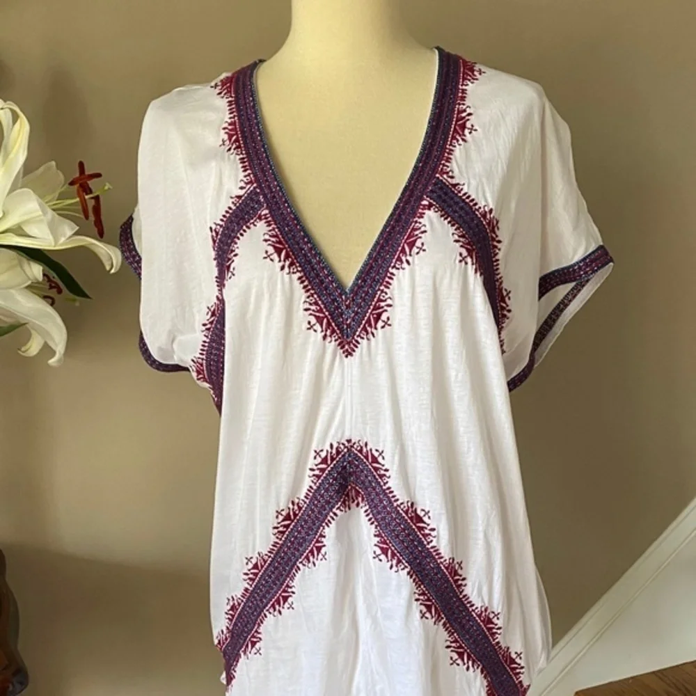 J Crew Embroidered Tunic Tee White M